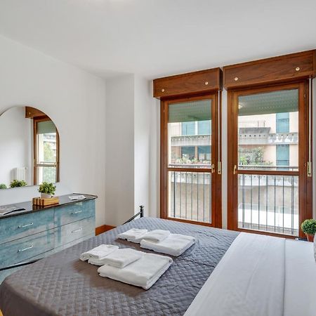 Il Broletto Apartment - Affitti Brevi Italia Лекко Экстерьер фото