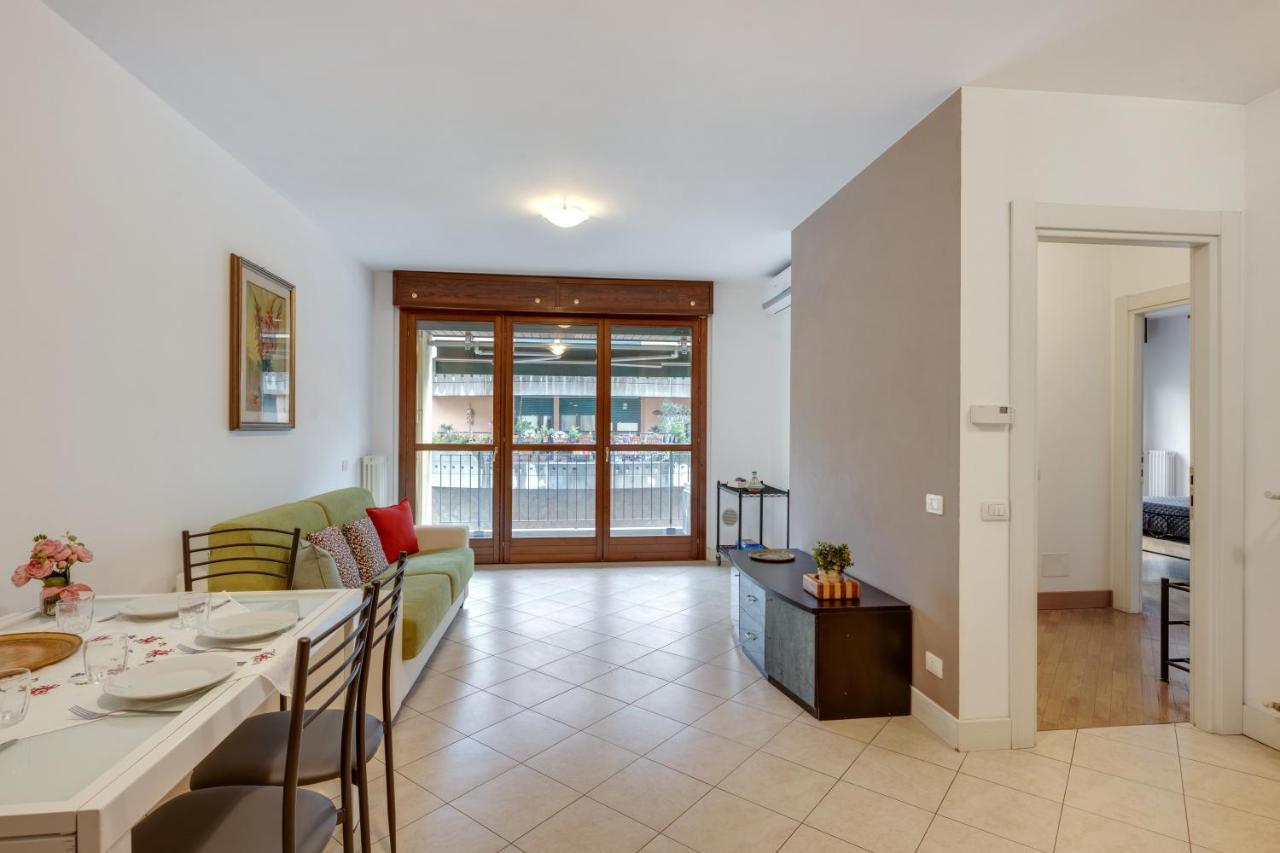 Il Broletto Apartment - Affitti Brevi Italia Лекко Экстерьер фото